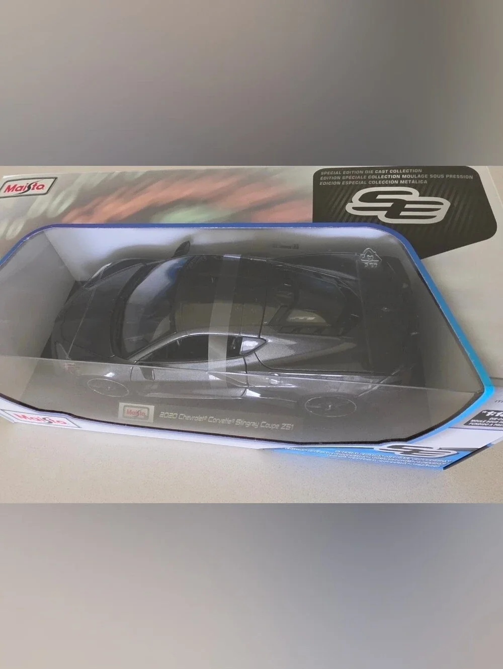 2020 Chevrolet Corvette Stingray Coupe Z51   GRAY Maisto 1:18 Diecast Car NEW